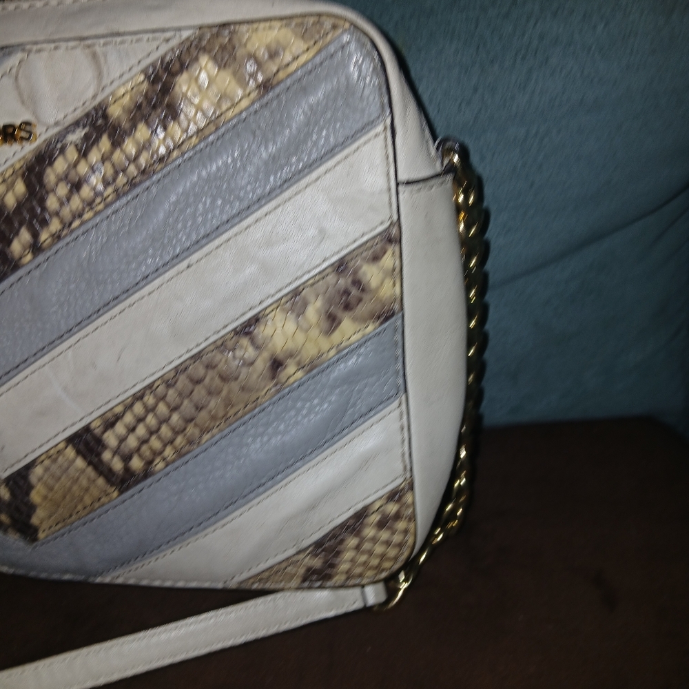 Michael Kors Needs Cleaned Up - Picture 5 of 11